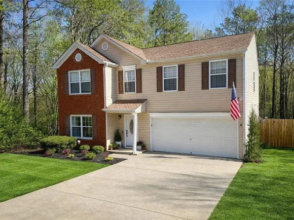 8515 River Hill Commons Dr, Ball Ground, GA 30107