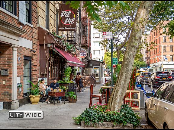 5th image of 233 E 81st St APT 2a