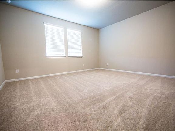 2nd image of 10046 Granite Grv