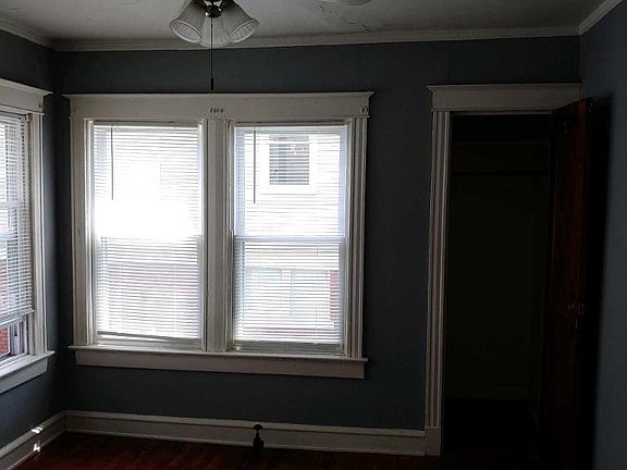 5th image of 1223-1225 W 41st St #3E