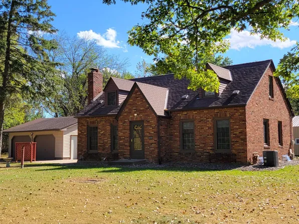 1026 Birch St, Lino Lakes, MN 55014