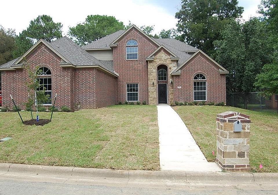 1st image of 1815 Hillvalley Dr