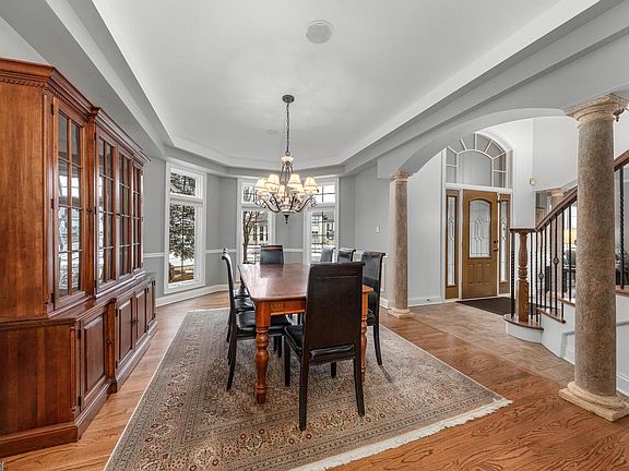4th image of 2323 Fawn Lake Cir