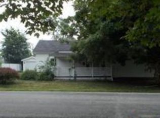 113 W Monroe St, Girard, IL