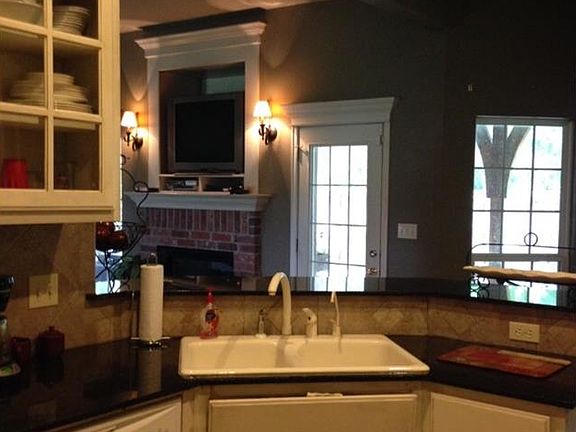5th image of 8005 Cottonwood Ave