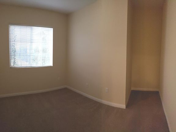 3rd image of 9731 Vesper Ave APT 3