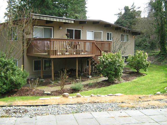 3rd image of 13502 119th St E