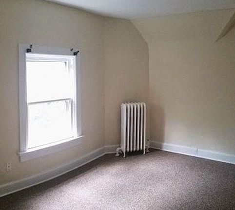 4th image of 2762 N Oakland Ave