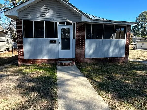 110 S 10th St, Suffolk, VA 23434
