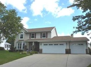 412 Bonnie Rd, Cottage Grove, WI 53527