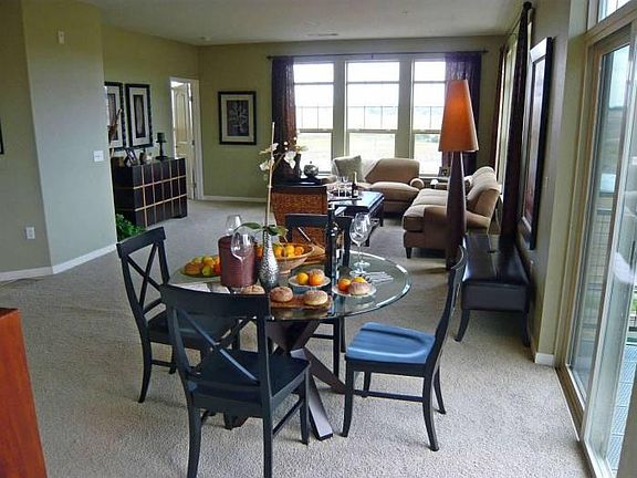 Dining area (model)