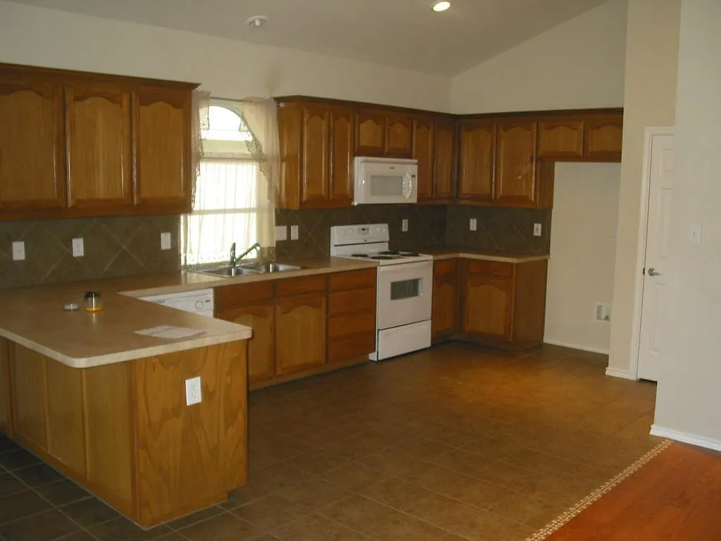 3 bed, 1520 sqft, $1,895 — Photo 4