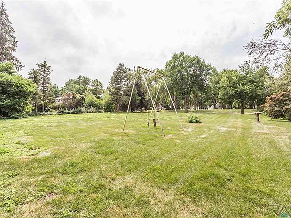 4th image of 1710 S 4th Ave