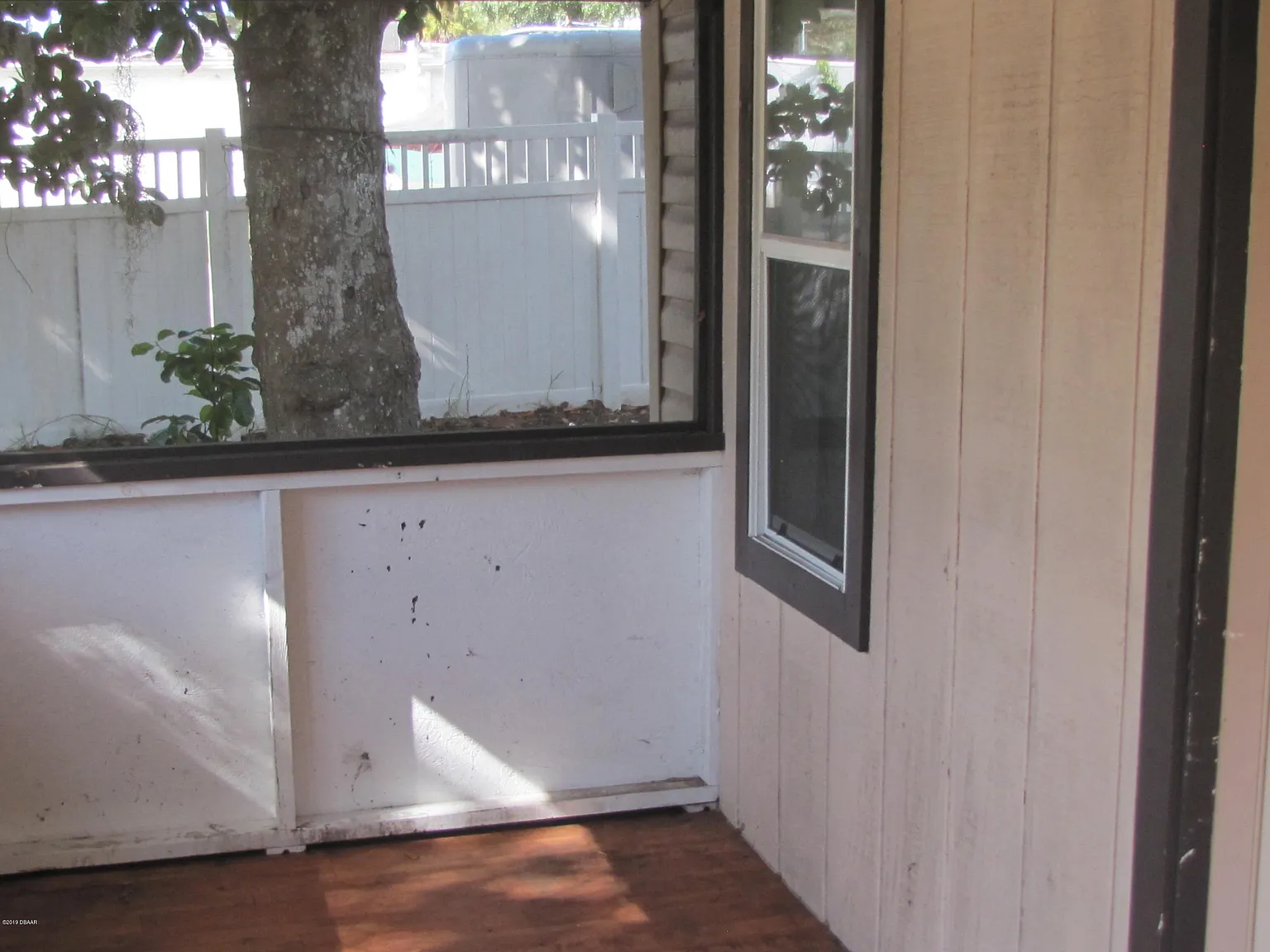 2 bed, 1.0 bath, 804 sqft, $1,350 — Photo 3