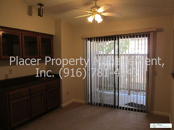 5th image of 1048 Treasure Ln