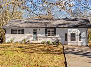118 N Midway Dr, Tunnel Hill, GA 30755