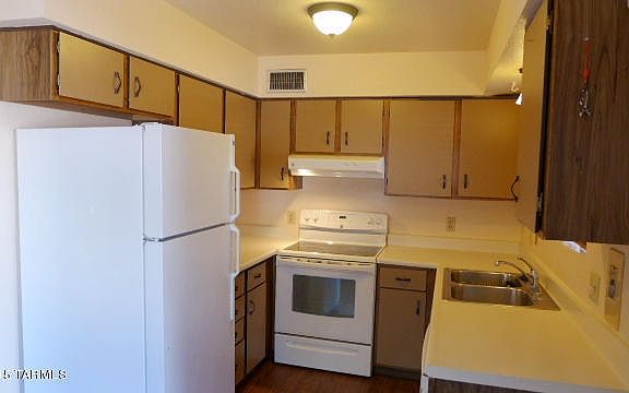 2nd image of 8340 E Via Arboleda