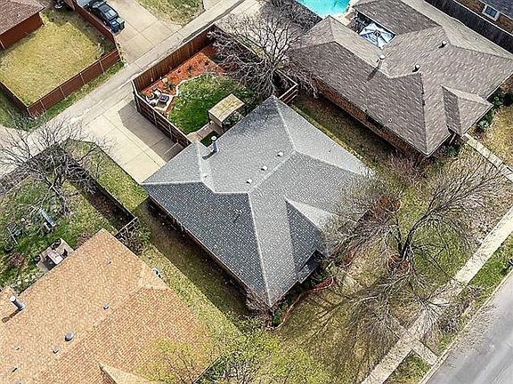 5th image of 2526 Idlewood Dr
