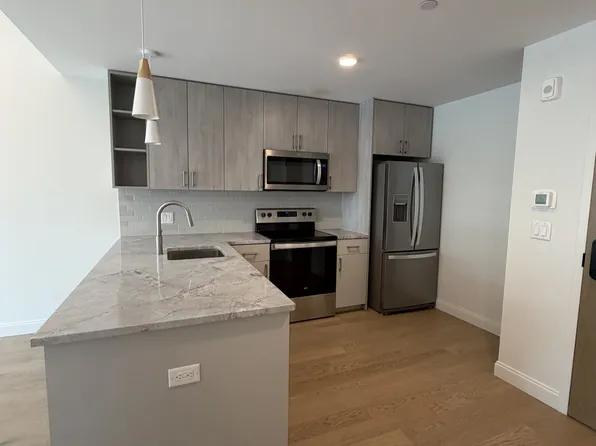 54-55 Brighton Ave, Allston, MA