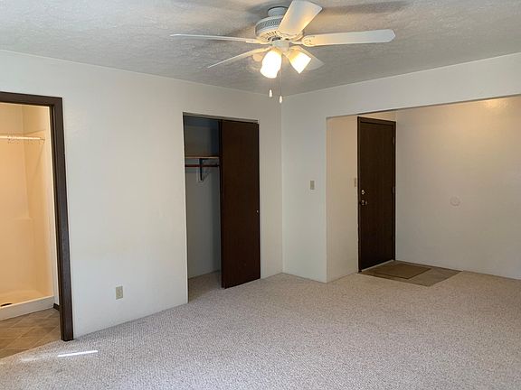 3rd image of 507 E Main St APT 9