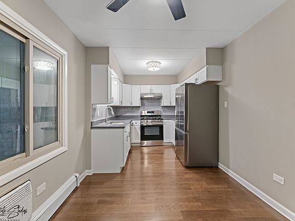 4th image of 3158 W 88th St APT 204