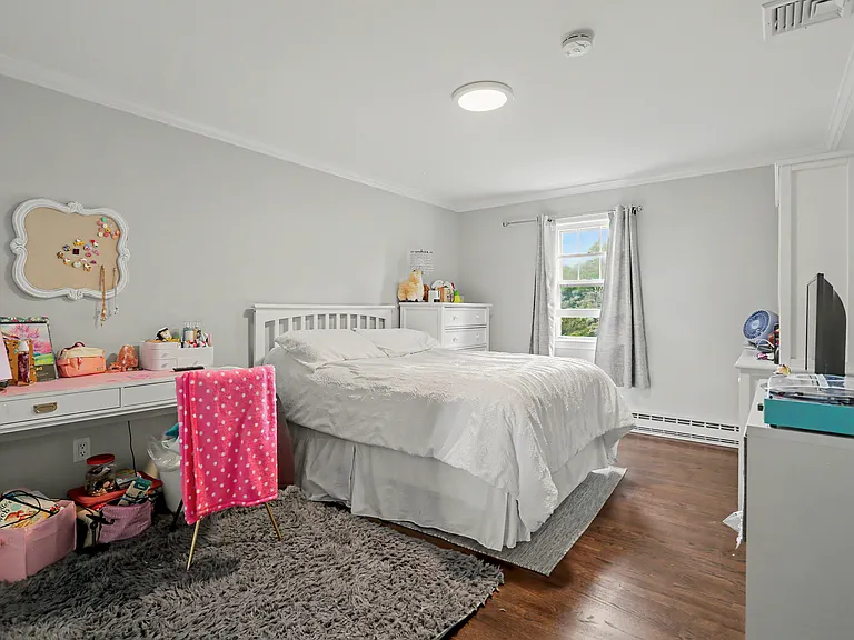 45 Moshier St — Photo 10