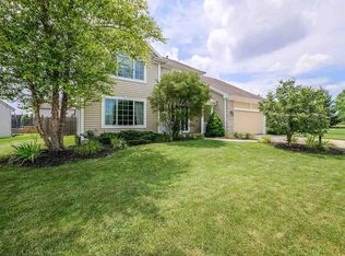 14917 N Harbourside Dr, Fort Wayne, IN 46814