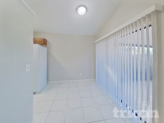 5th image of 10516 Parkcrest Dr