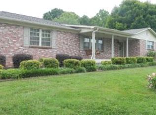 6821 Fairview Rd, Corryton, TN 37721
