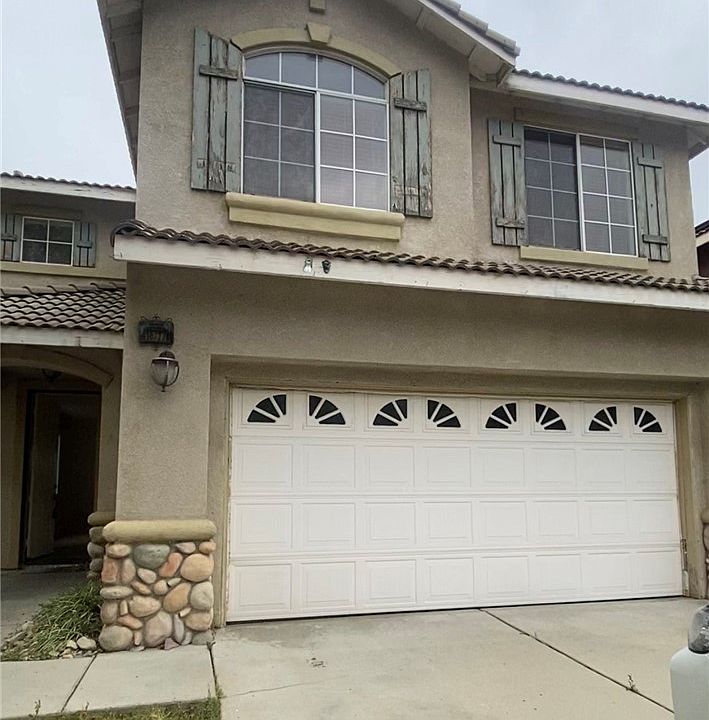 1st image of 16777 Colonial Dr