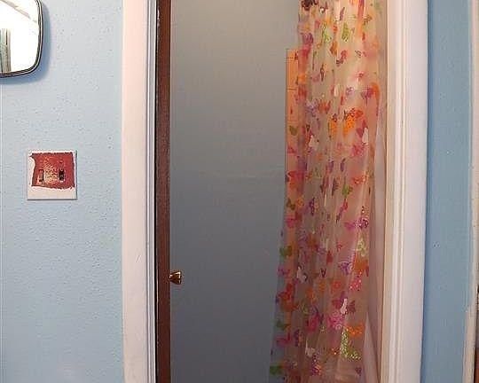 5th image of 1029 Webster Dr