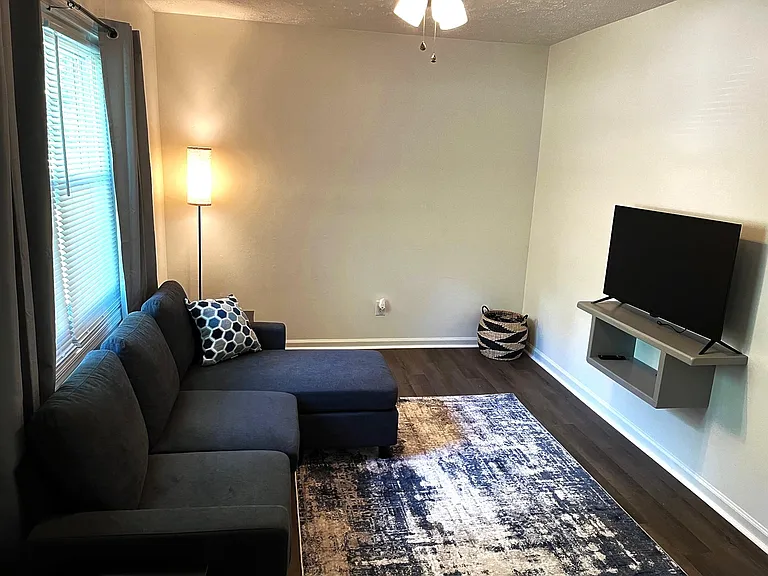 21 Valleywood Dr #3 — Photo 5