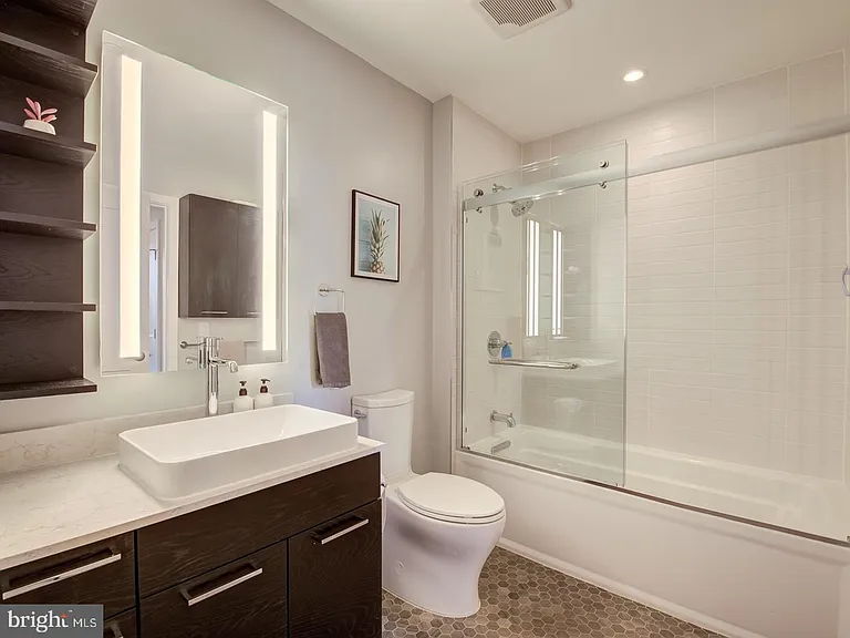 70 N St SW #N607 — Photo 13