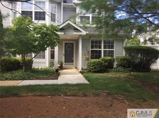 57 Vandeventer Ct, Sayreville, NJ 08872