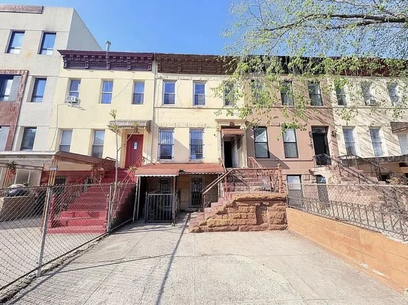 1205 Saint Johns Pl, Brooklyn, NY 11213