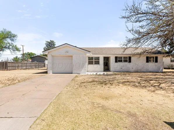 303 Cherry St, Claude, TX 79019