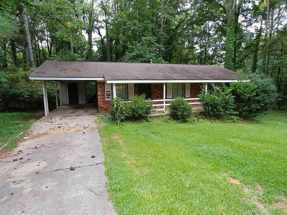 1st image of 126 Deer Creek Trl SE