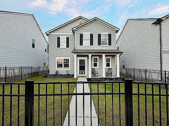 2nd image of 64 Hargrave Ave