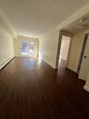 Rented by Capri Jet Realty Corp | media 9