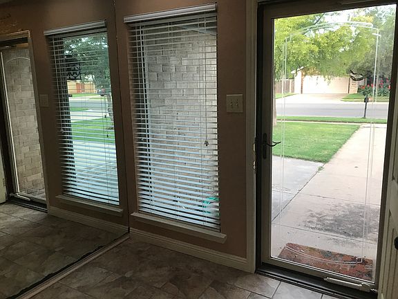 Entry way