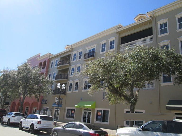 2nd image of 424 Luna Bella Ln Unit C416