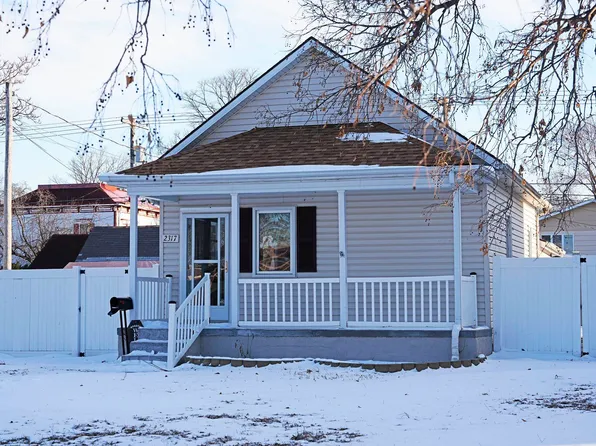 2317 9th St, Columbus, NE 68601