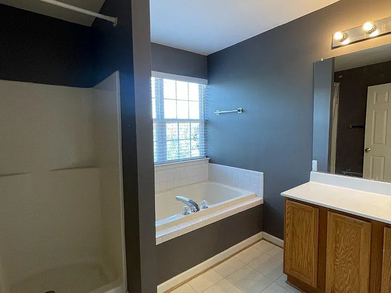 5427 Upper Mill Terr South Ter S — Photo 8