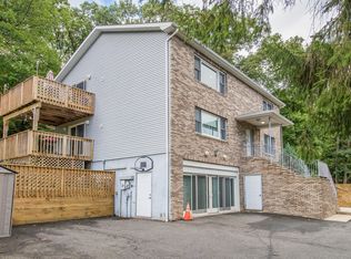 41 Macfarlan Ave, Hawthorne, NJ 07506