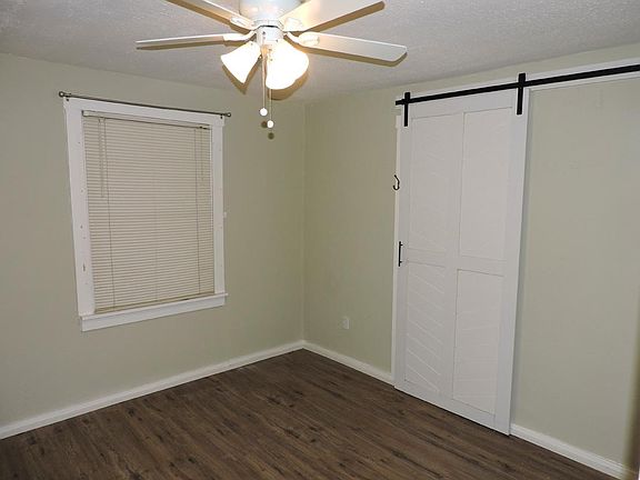 4th image of 800 T St APT C
