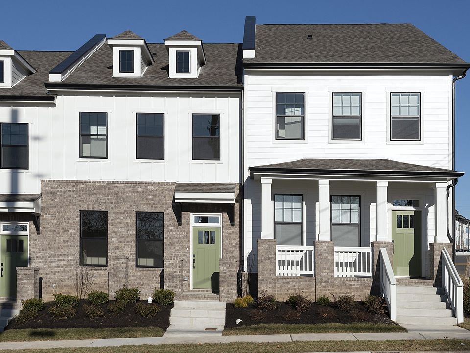 1st image of 2115 Oakwood Ave Unit 3