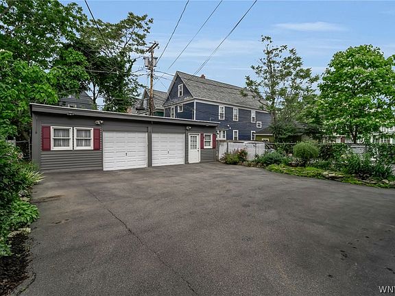 4th image of 1046 Elmwood Ave