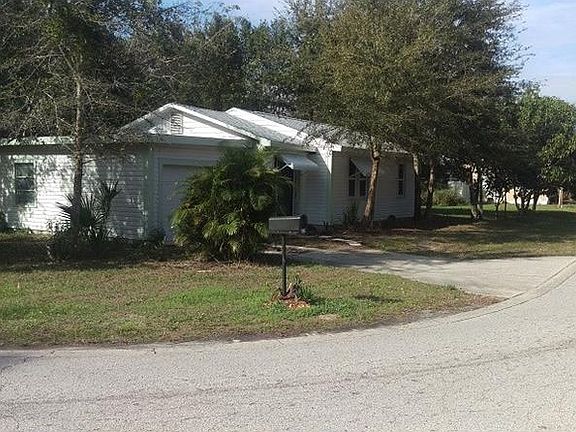 2nd image of 5721 Claude Ave