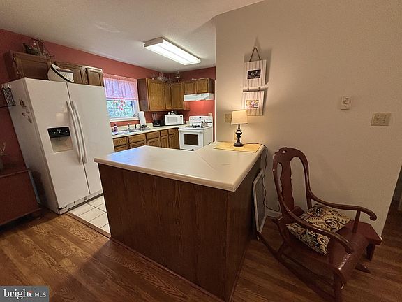 4th image of 122 Ghaner Dr