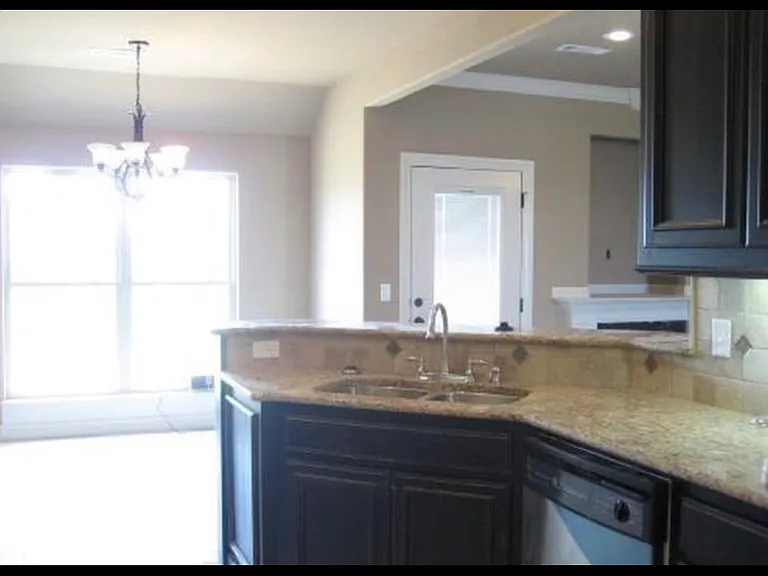 3104 Calm Ridge Rd — Photo 6